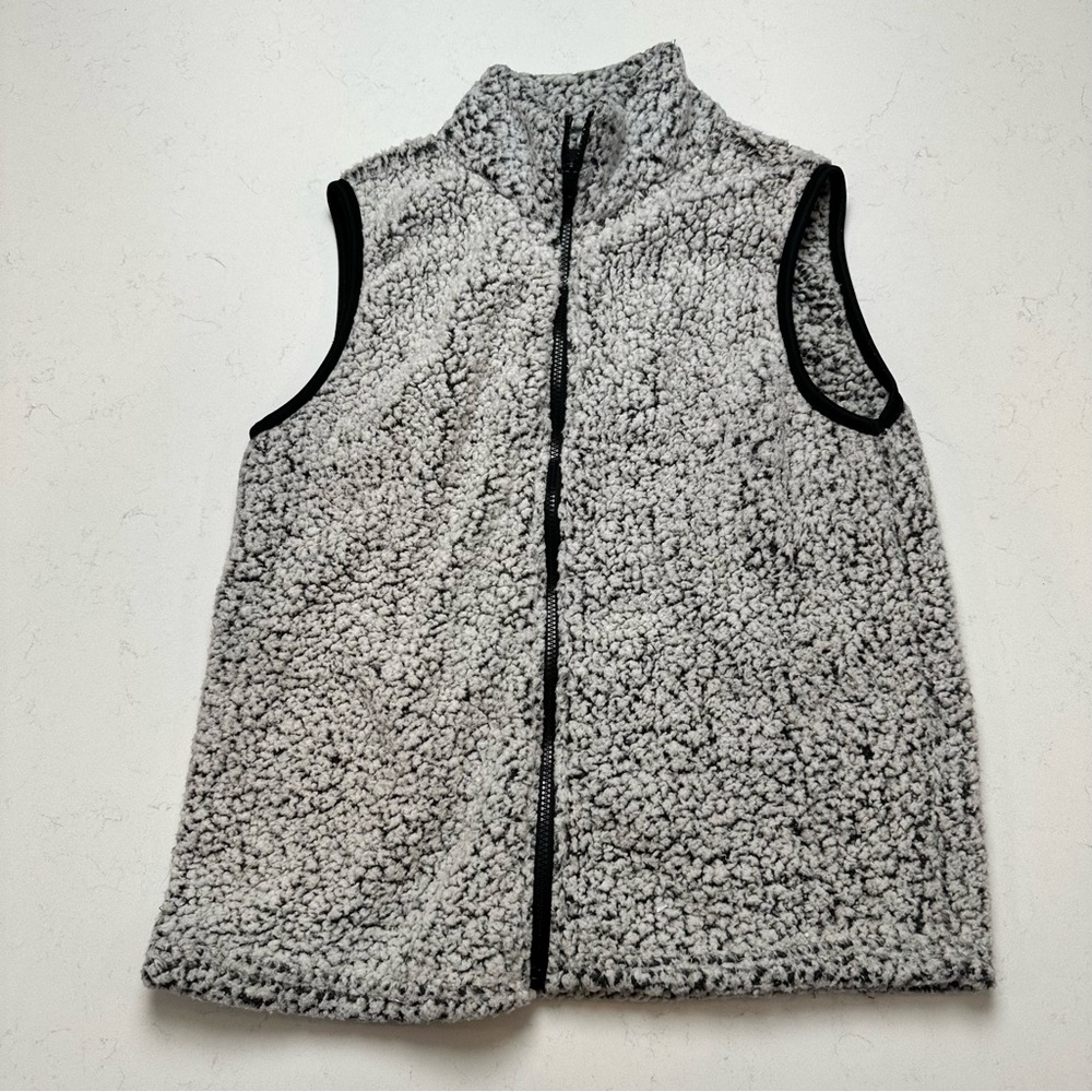 Fahrenheit Active Black and White Sherpa Vest